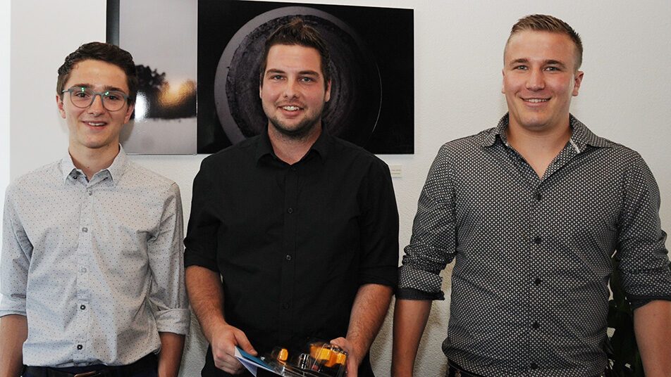 Das «Podest» mit Andrin Meier, 5,1, Elektro Manser AG, Appenzell; Jan Geiger, 5,4, A+ Elektro AG Heiden, und Florin Sutter, 5,0, Elektro Schwizer AG, Appenzell.